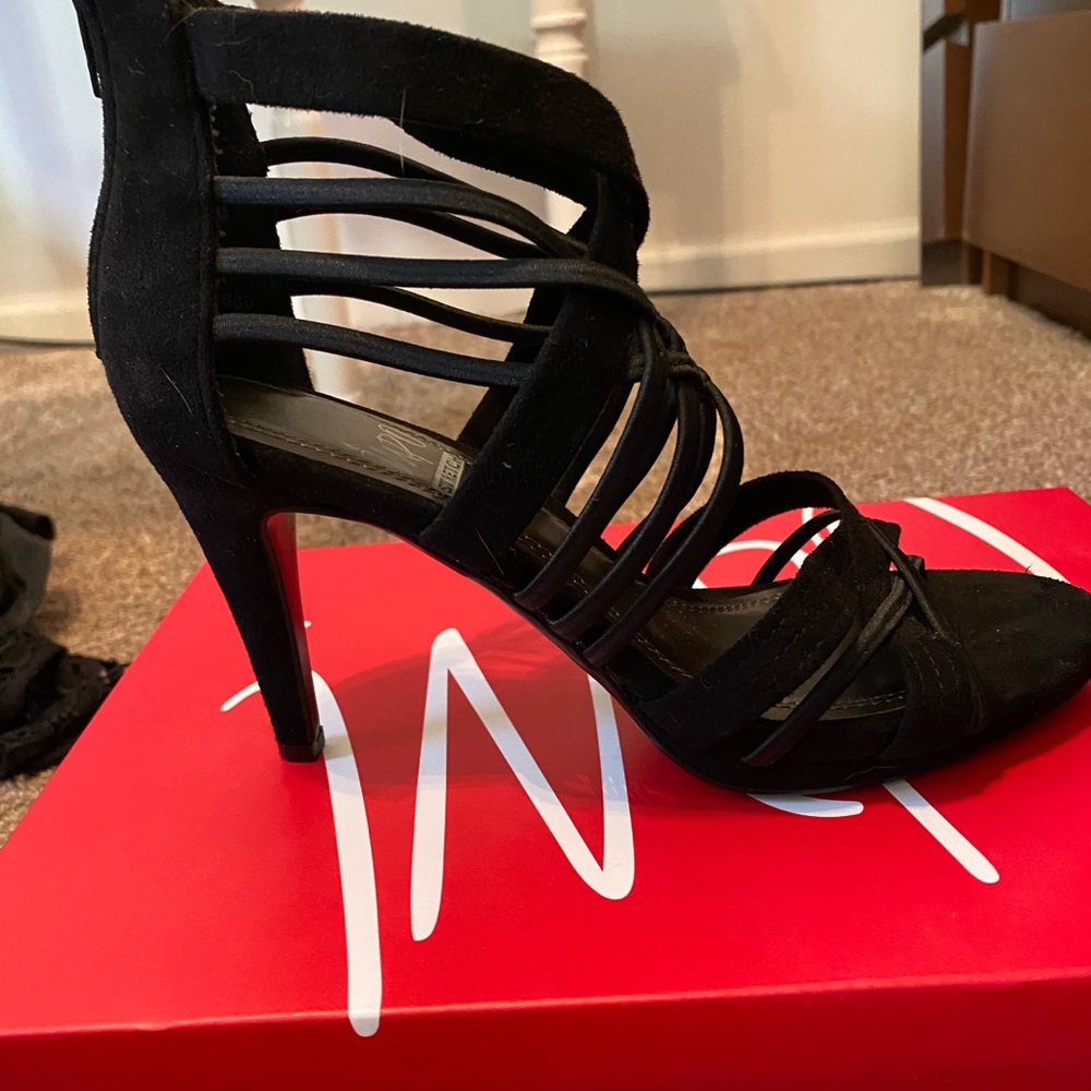 Heels - Picture 3 of 5
